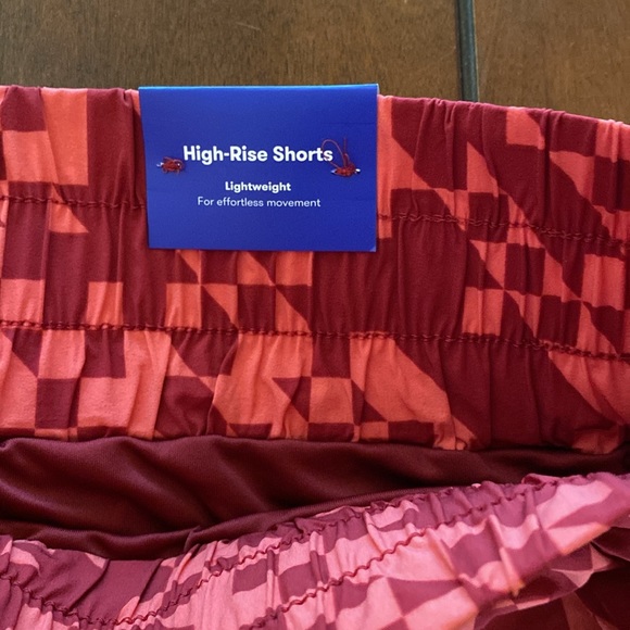 High rise shorts - Picture 2 of 5